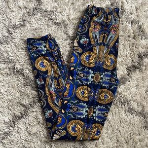 Funky leggings- size small blue paisley pattern